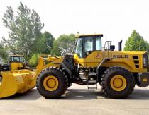 Shandong Lingong L968F Loader and RS8200 Road Roller Enter Pakistan