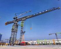 Zoomlion largest upper slewing tower crane